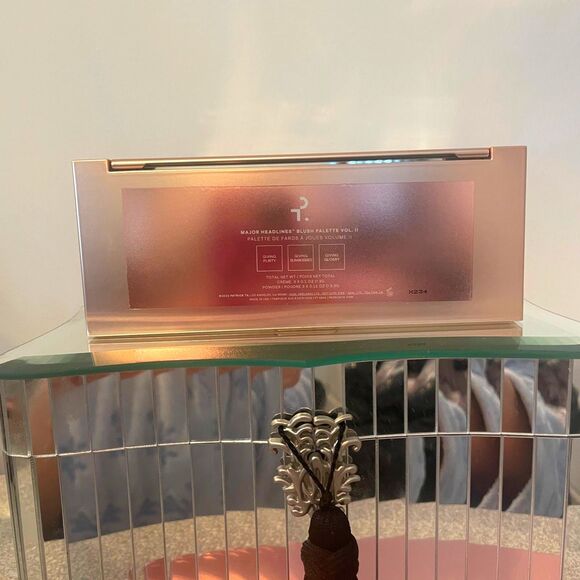PATRICK TA - Major Headlines Blush Highlighter Palette Vol 2  - Limited Ed - NEW - Picture 2 of 7